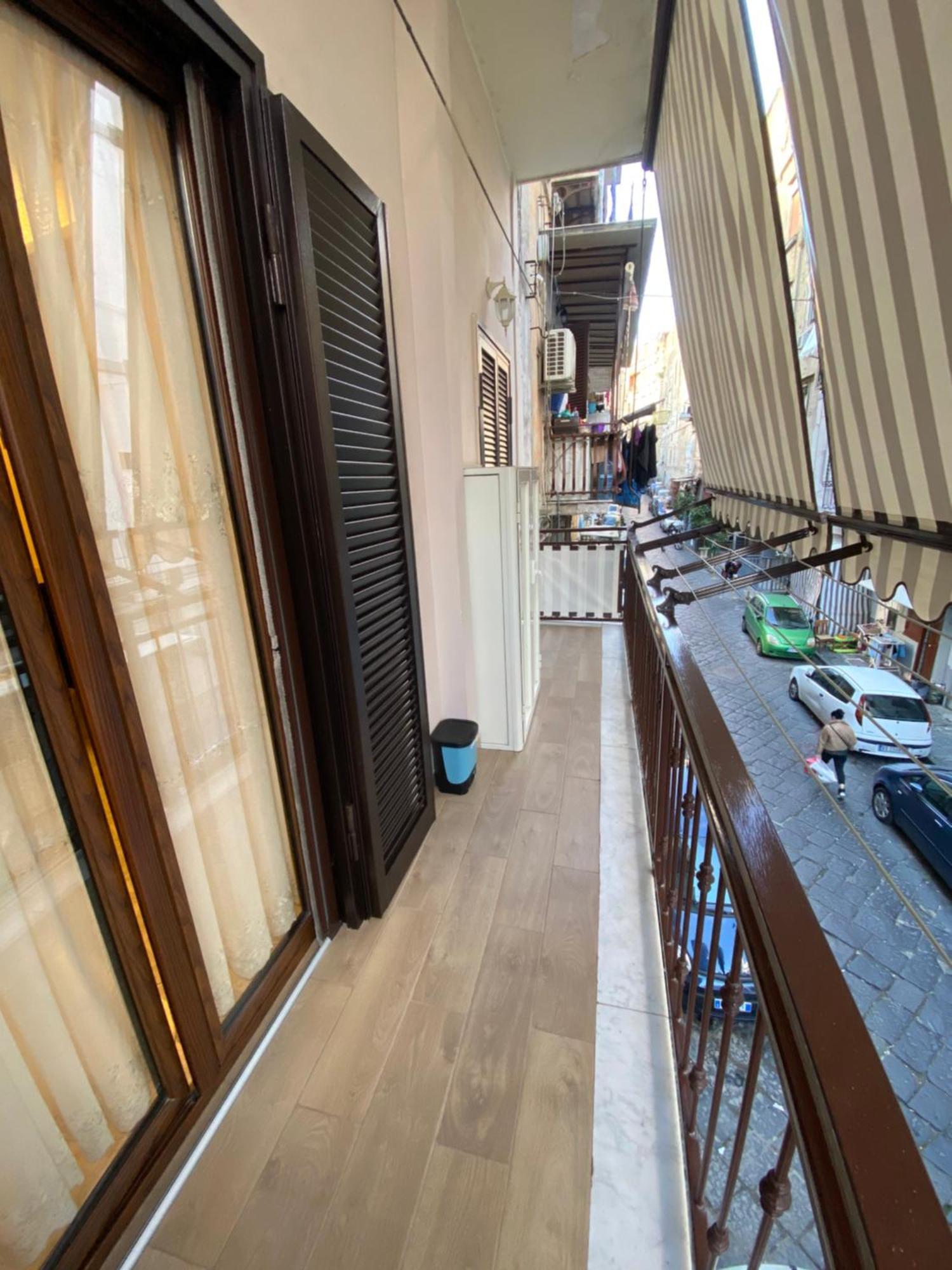 Guest House Into Naples Nápoles Exterior foto